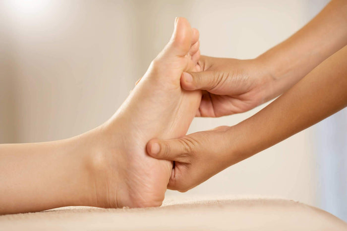 Masáž nohou – Proč si nohy zaslouží masáž –Massagesessel Welt
