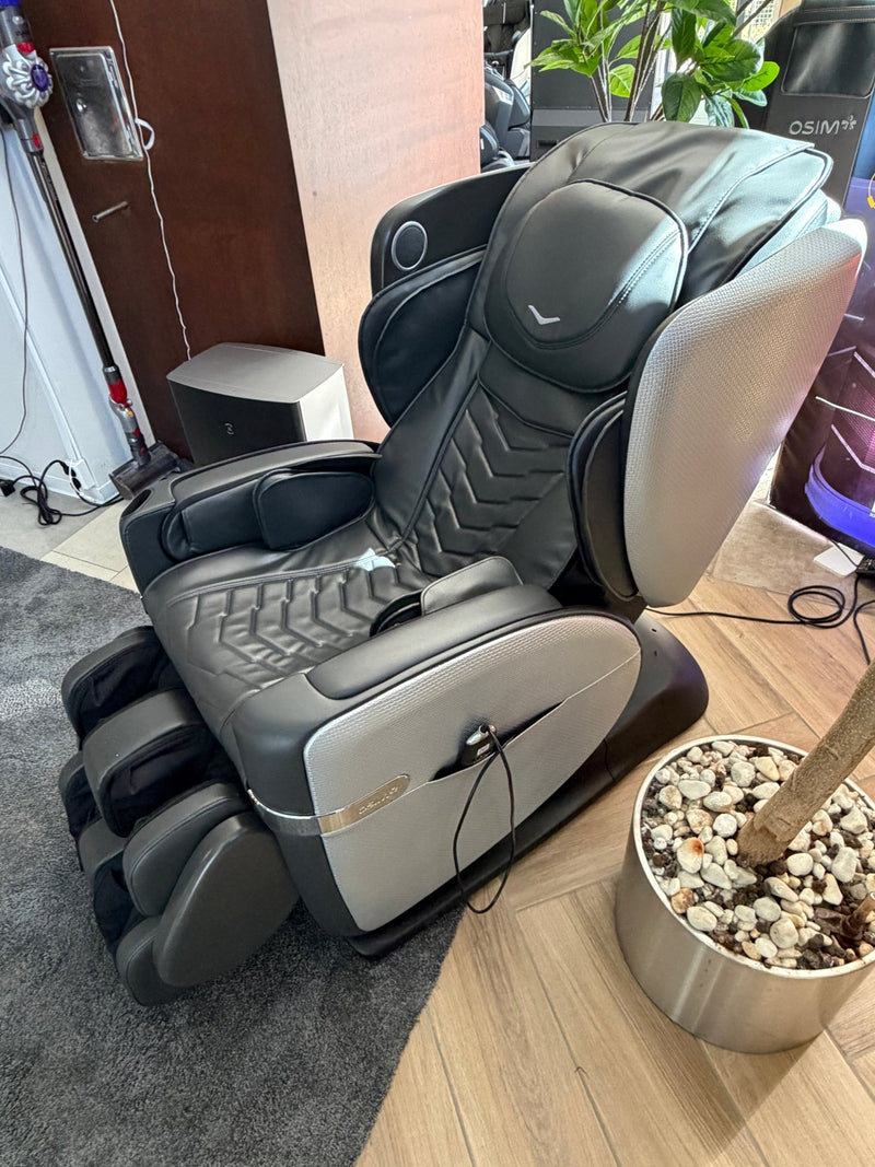 OSIM V2 (OS-8212) stojan ve stříbrno-šedém provedení